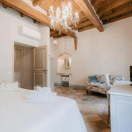 Dimora Lucia - Relax Con Bagno Privato ゲストハウス フォッソンブローネ