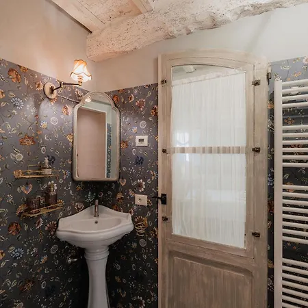 Gasthof Dimora Lucia - Relax Con Bagno Privato 3*