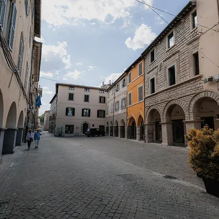 Dimora Lucia - Relax Con Bagno Privato Gasthof Fossombrone